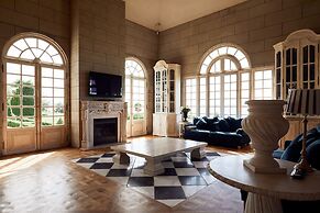 Campbell Point House