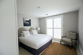 Campbell Point House