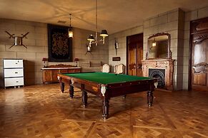 Campbell Point House