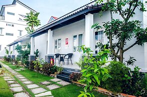 Anna Nguyen Resort Bungalow
