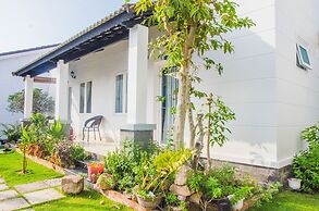Anna Nguyen Resort Bungalow