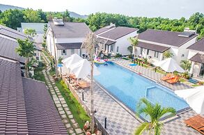 Anna Nguyen Resort Bungalow