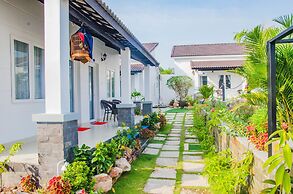 Anna Nguyen Resort Bungalow