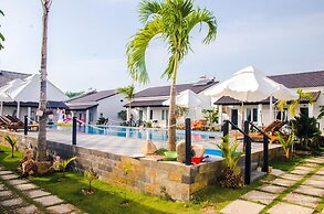 Anna Nguyen Resort Bungalow