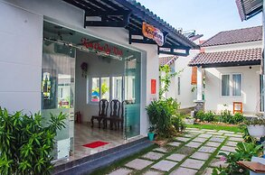 Anna Nguyen Resort Bungalow