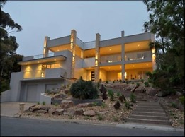 Hollywood Tree House