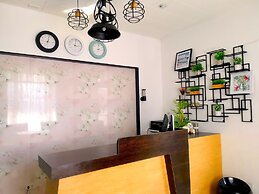 Mactan Cebu Waiting Lounge