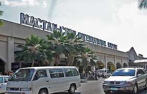 Mactan Cebu Waiting Lounge