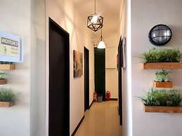 Mactan Cebu Waiting Lounge