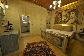 Caftan Cave Suites