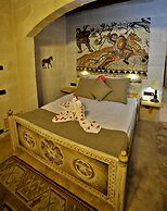 Caftan Cave Suites