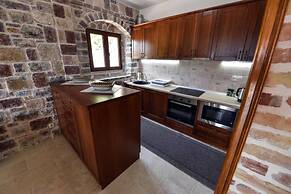 Old Stone House Villas