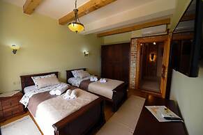 Old Stone House Villas