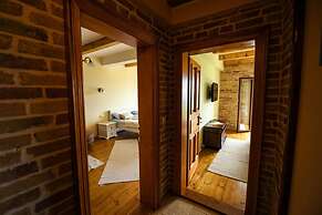 Old Stone House Villas