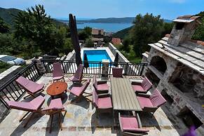 Old Stone House Villas