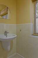 Squirrel Barn. Hi-spec. Hot tub & Wifi. Sleeps 14