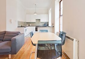 The Arthur Guinness suite- hiphipstay