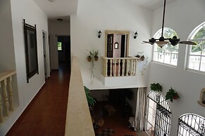 Baoba Breeze Bed & Breakfast