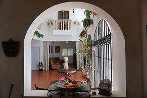 Baoba Breeze Bed & Breakfast