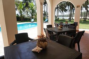 Baoba Breeze Bed & Breakfast