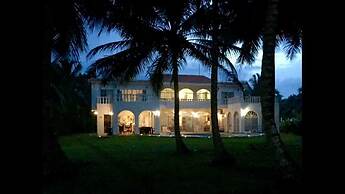 Baoba Breeze Bed & Breakfast