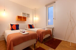 Marquês de Pombal Deluxe by Homing