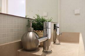 Marquês de Pombal Deluxe by Homing