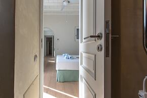 Hera iconic Mykonian Villa