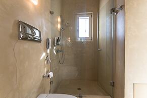 Hera iconic Mykonian Villa