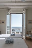 Hera iconic Mykonian Villa