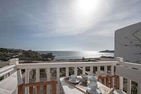 Hera iconic Mykonian Villa