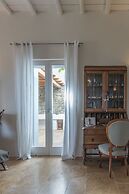 Hera iconic Mykonian Villa