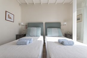 Hera iconic Mykonian Villa