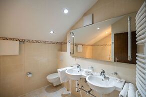 Grichting Hotel & Serviced Apartments