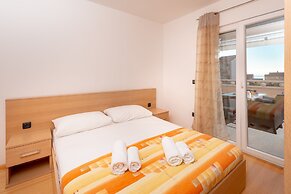 Villa Tucepi Apartments