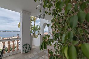 Villa Sonali with Breathtaking Views