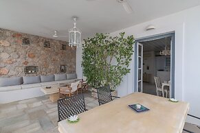 Villa Sonali with Breathtaking Views