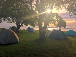 Camp Ven