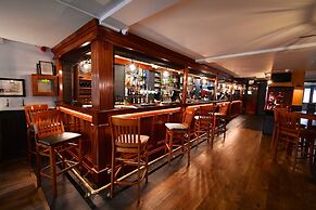The Rose and Crown Hotel