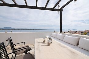 Villa Heliana Enchanting Seaviews