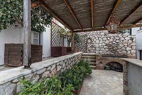 Villa Heliana Enchanting Seaviews