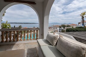 Villa Heliana Enchanting Seaviews