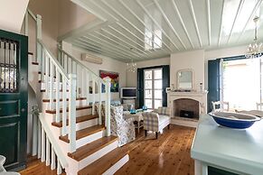 Villa Heliana Enchanting Seaviews