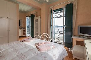 Villa Heliana Enchanting Seaviews