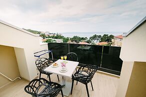 Apartments Leone