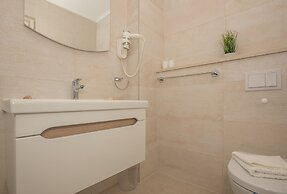 Apartments Leone
