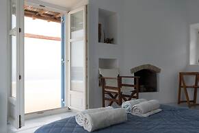 Villa Cycladic Breeze Tranquil & Private