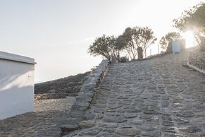 Villa Cycladic Breeze Tranquil & Private