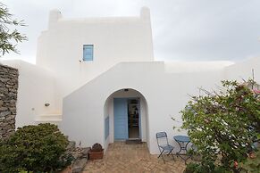 Villa Cycladic Breeze Tranquil & Private