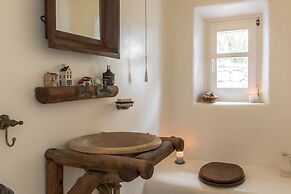 Villa Cycladic Breeze Tranquil & Private